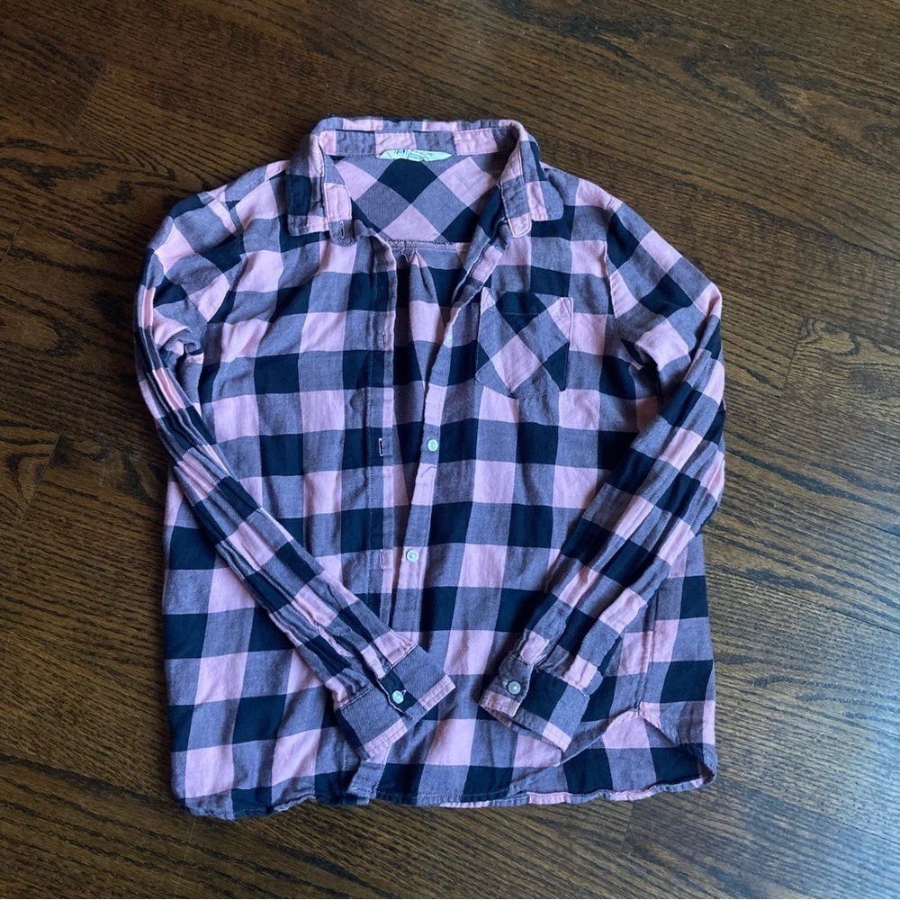 ❤️ 2 for $10 ❤️ H&M Pink Black Checkered Shirt